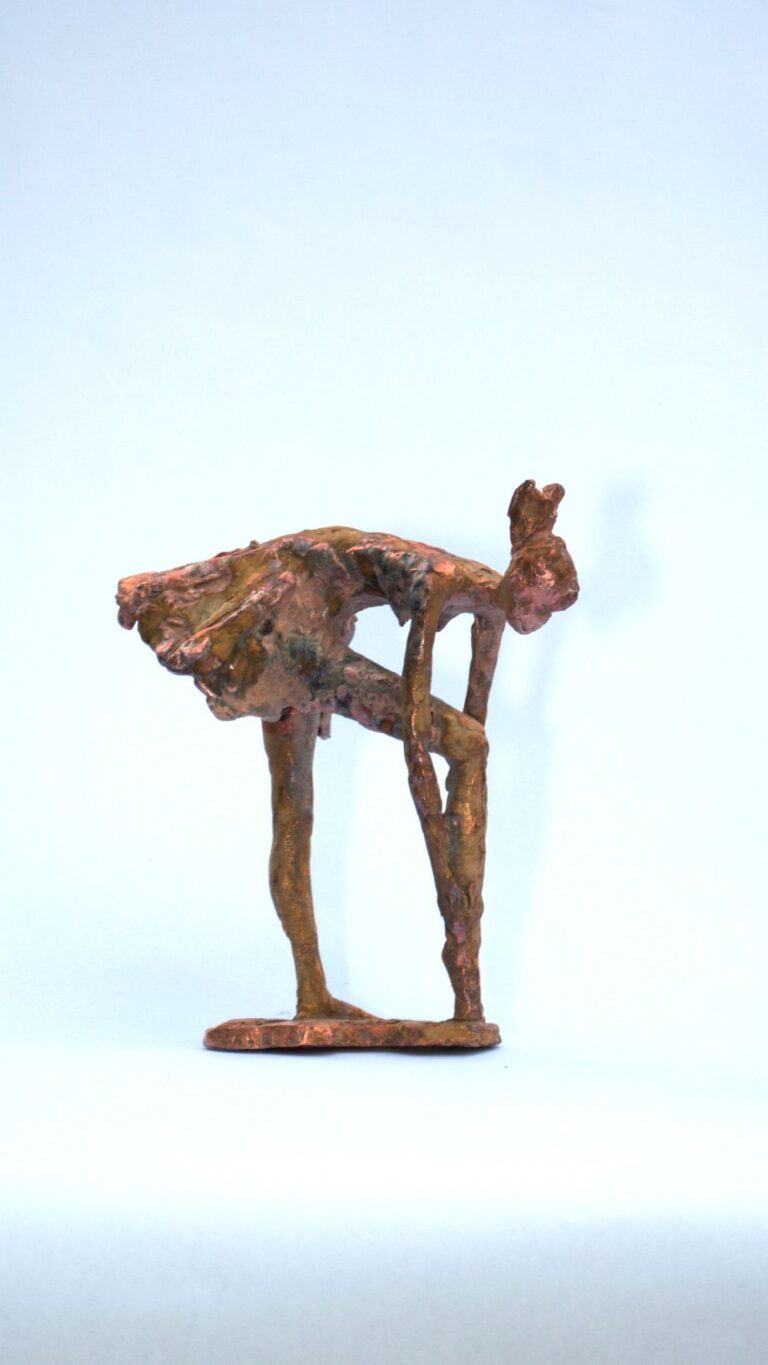 ivan-zalesky-sochy-instalovane-kov_balerina