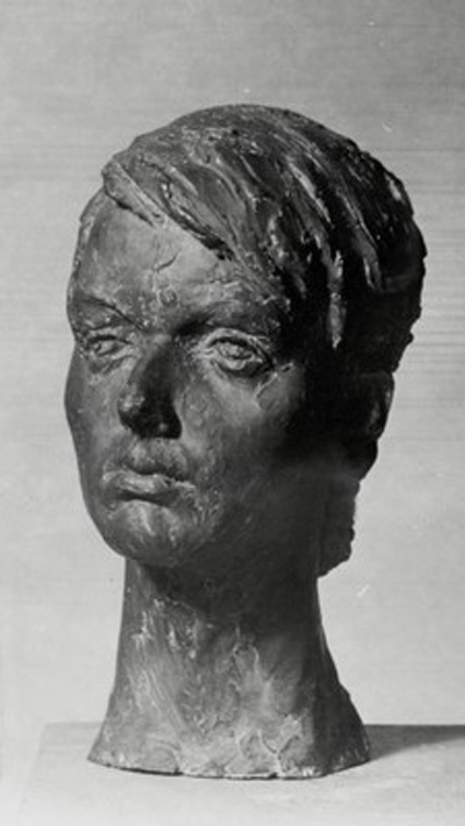 ivan-zalesky-sochy-instalovane-kov_portret